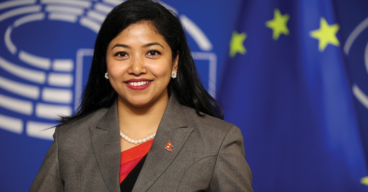Kathmandu Deputy Mayor Sunita Dangol congratulates Sushila Karki on her appointment as Nepal’s first woman Prime Minister.