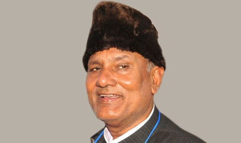 Nepali Congress co-General Secretary Farmullah Mansur speaks to journalists at the party’s central office in Sanepa ahead of an Executive Committee meeting.