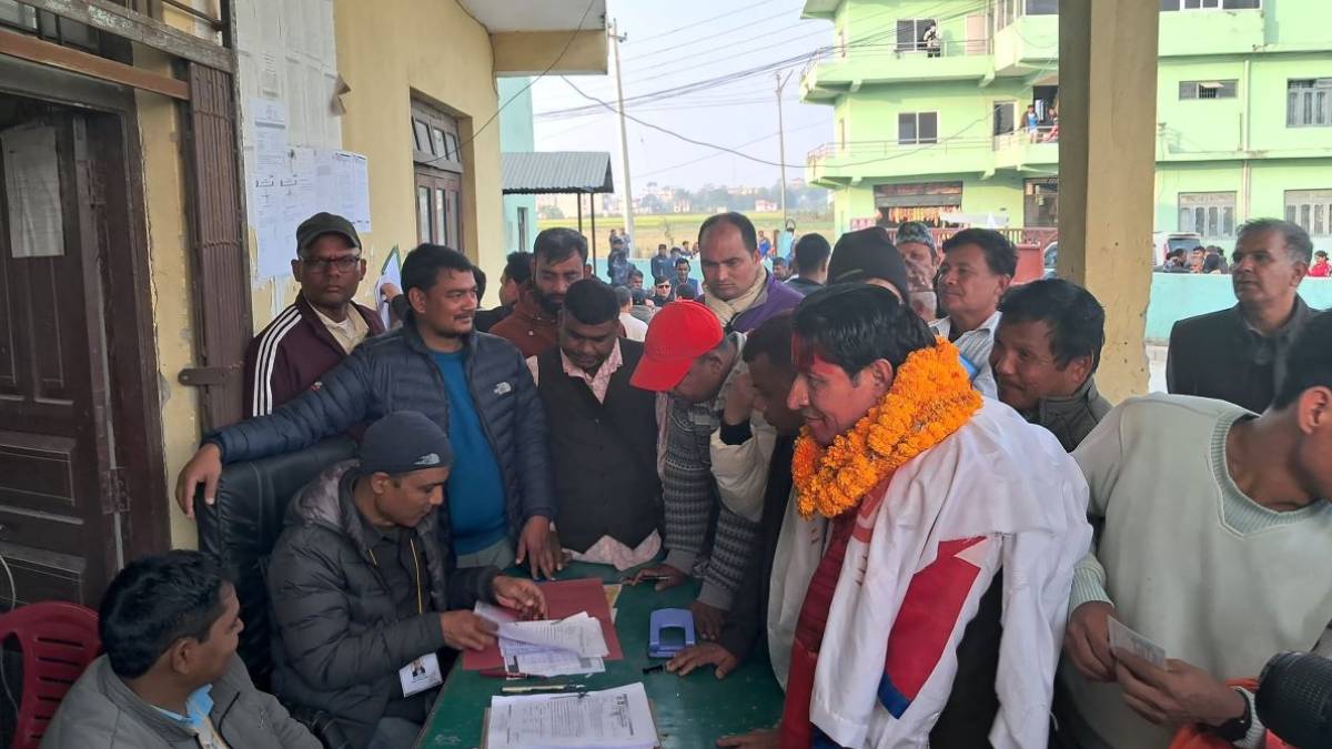 Journalist Rishi Dhamala registers his candidacy from Rautahat-4 at the Office of the Chief Election Officer