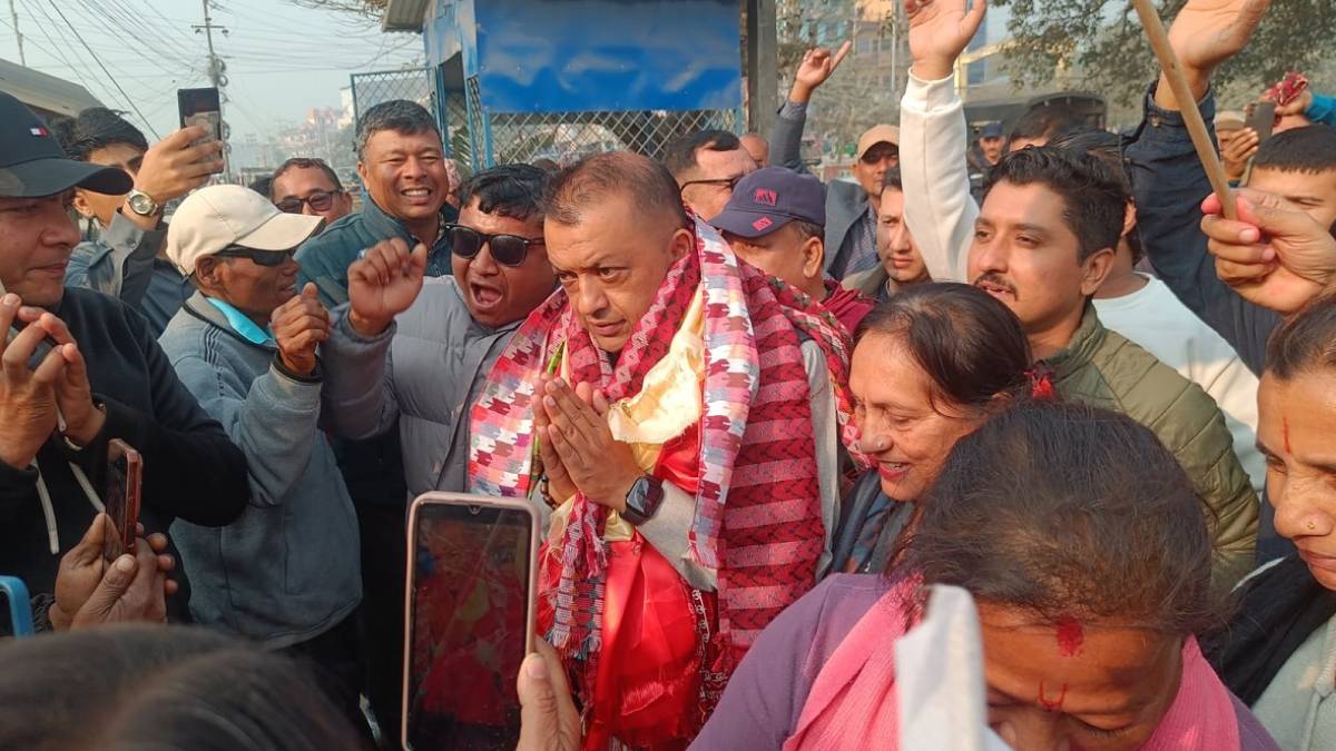 Gagan Thapa speaks with party leaders and supporters during an interaction program in Jhumka, Sunsari Constituency No. 2, on Tuesday.