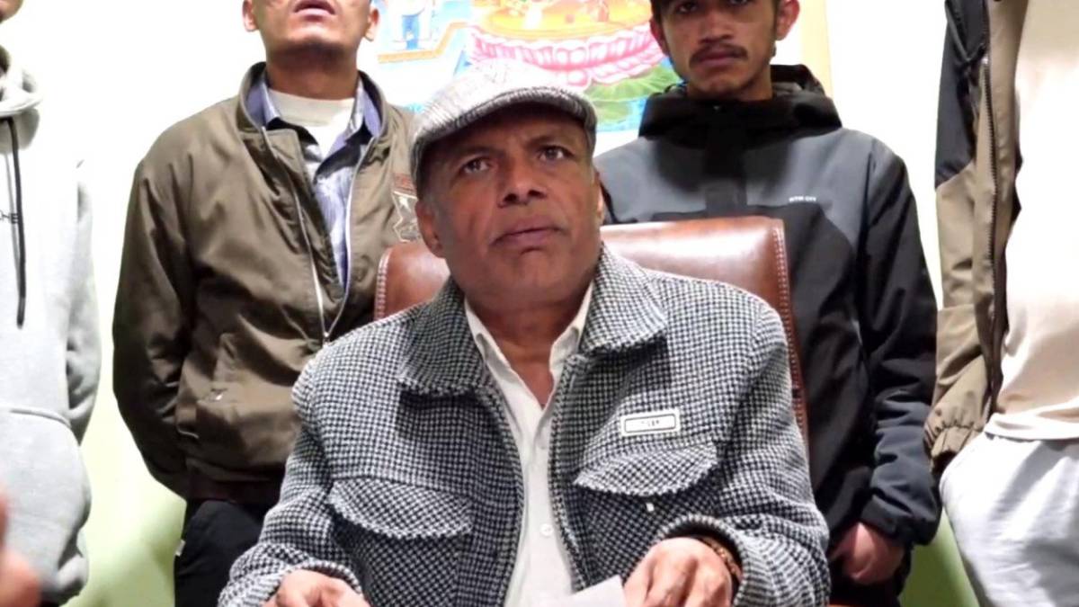 Nepali Congress General Secretary Gururaj Ghimire speaking while receiving a memorandum from Nepal Student Union members in Lalitpur