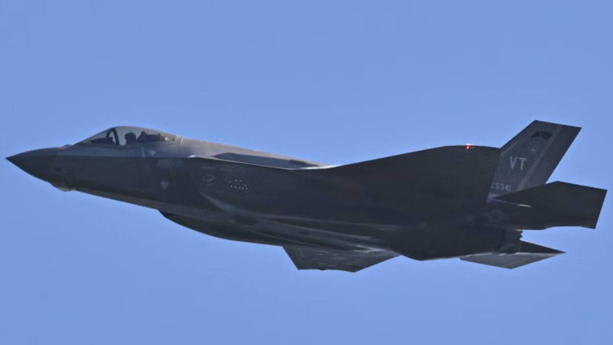 U.S. F-35 stealth fighter jet on runway after emergency landing at a Middle East military base