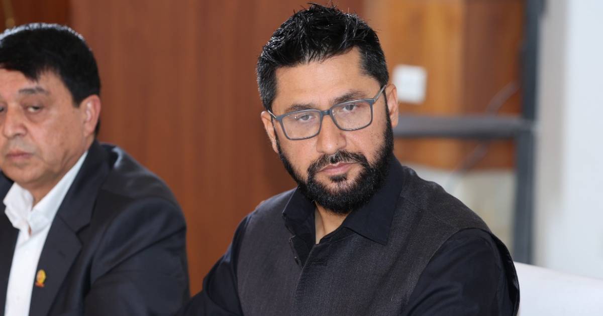 Rabi Lamichhane speaking during a disaster management policy discussion event