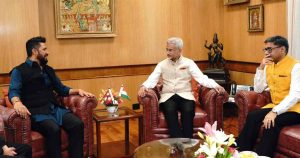 Rabi Lamichhane in discussion with Indian External Affairs Minister S. Jaishankar during a meeting