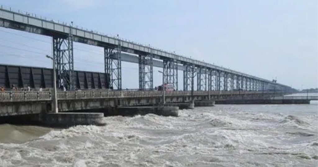 Saptakoshi Flood Rises, 21 Koshi Barrage Gates Opened